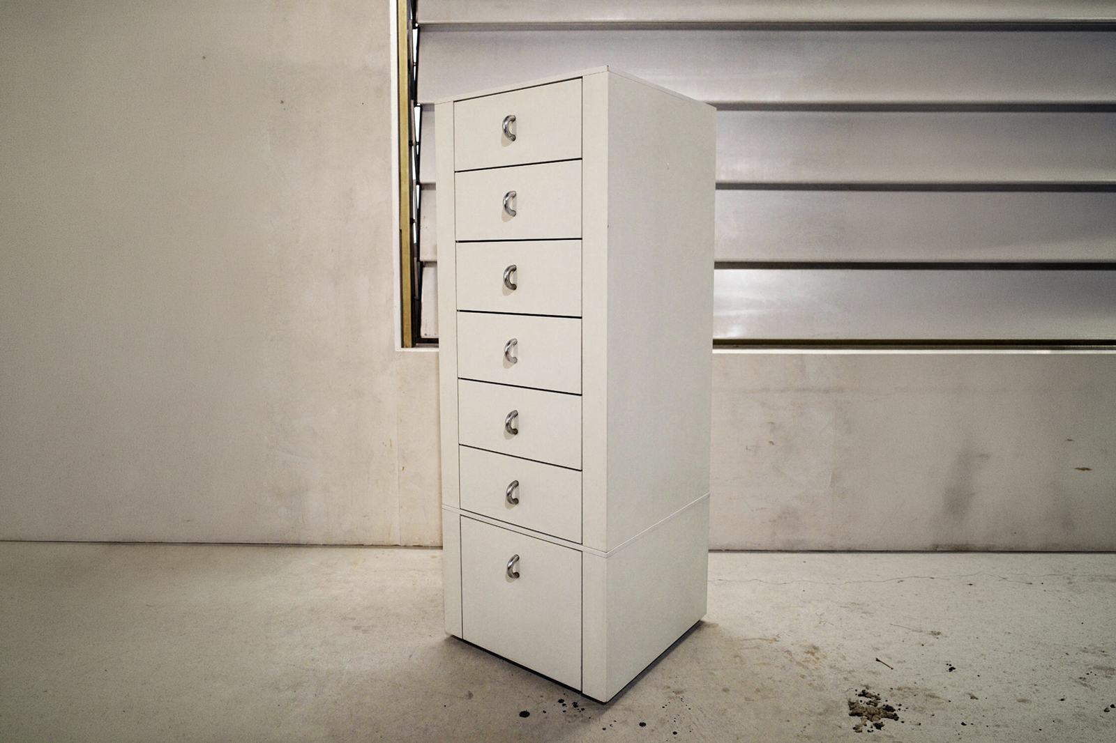 vintage_cabinet00001